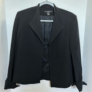 Louben Size 8 Open Front Black Blazer with Stitching Details